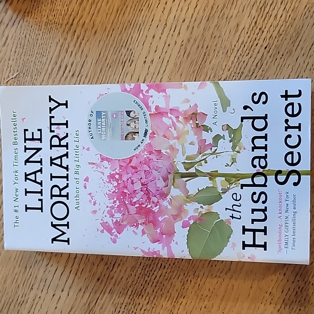 3/$5 The Husband's Secret by Liane Moriarty